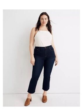 Madewell | Curvy Cali Demi-Boot Jeans in Larkspur Wash: TENCEL™ Denim Edition